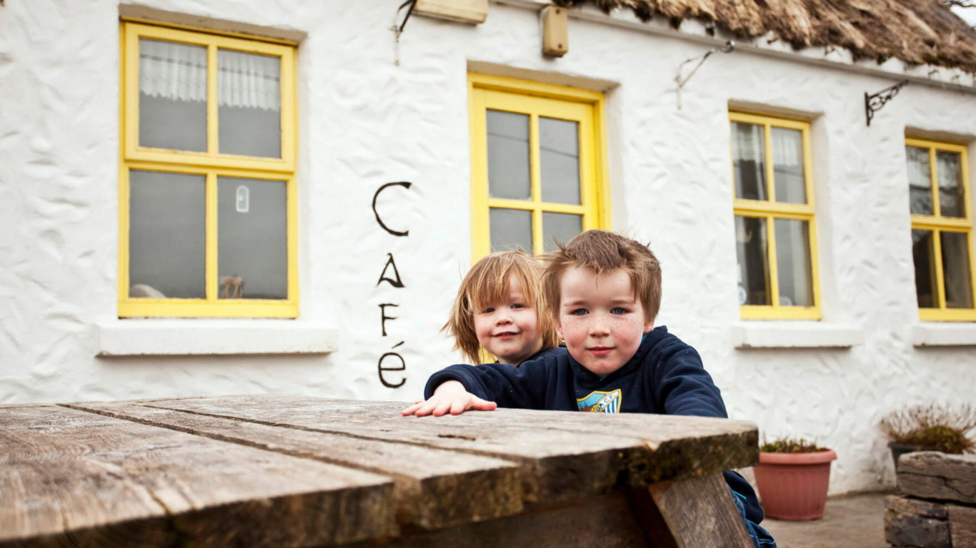 children-at-inis-mor-near-galway