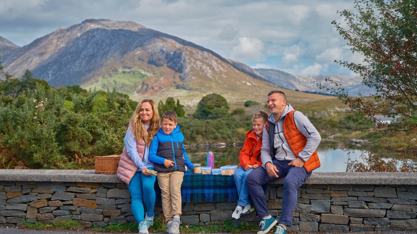 galway-family-banner3