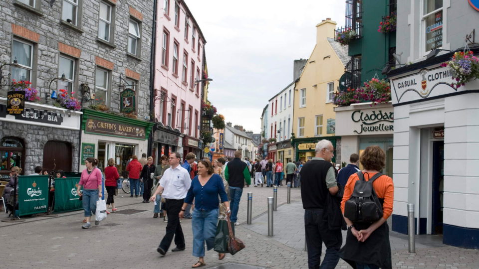 galway-shopping-street