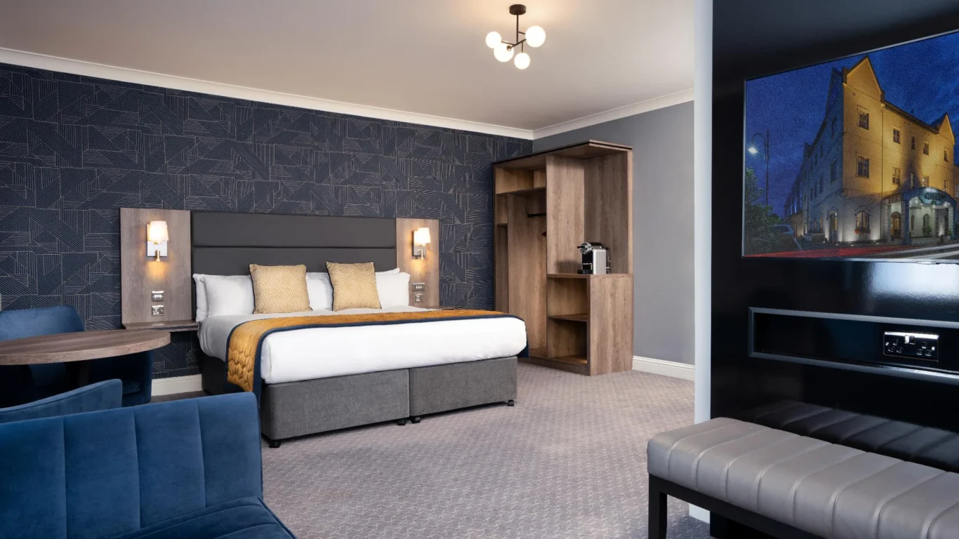 rooms-clybaun-banner2