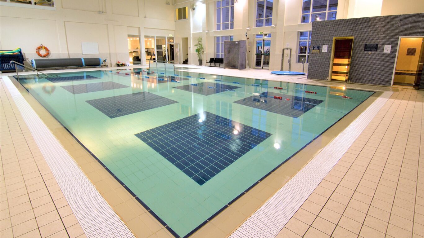 Pool-eminitie-banner